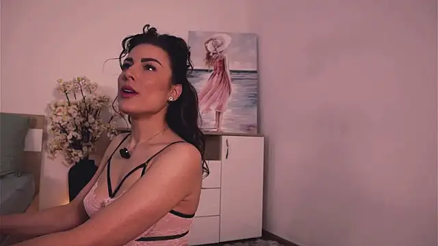 Misslullu online show from November 26, 2025, 2:18 pm