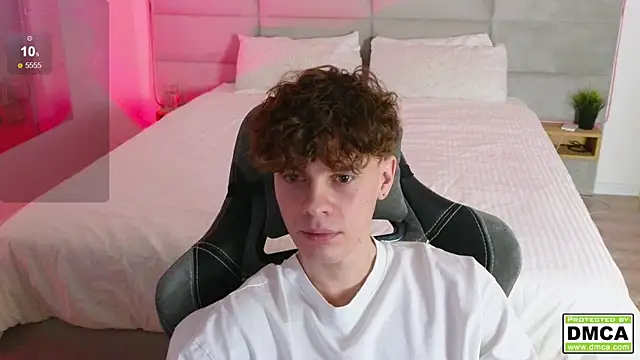 cute thomas online show from January 23, 2025, 6:45 pm