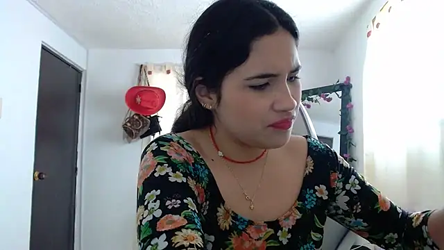 InocentHeaven1 online show from December 12, 2024, 12:33 pm