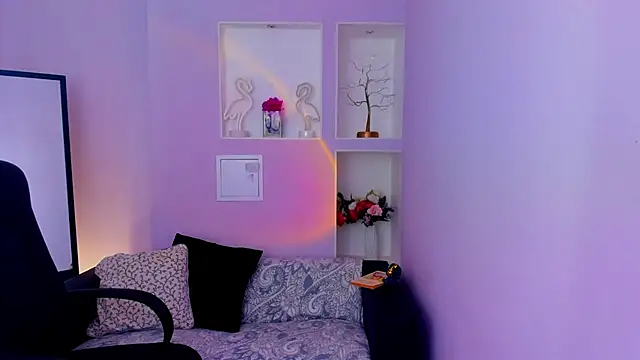 Persephoni online show from April 22, 2026, 11:34 am