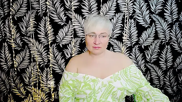 Olivia playful online show from June 8, 2026, 10:04 am