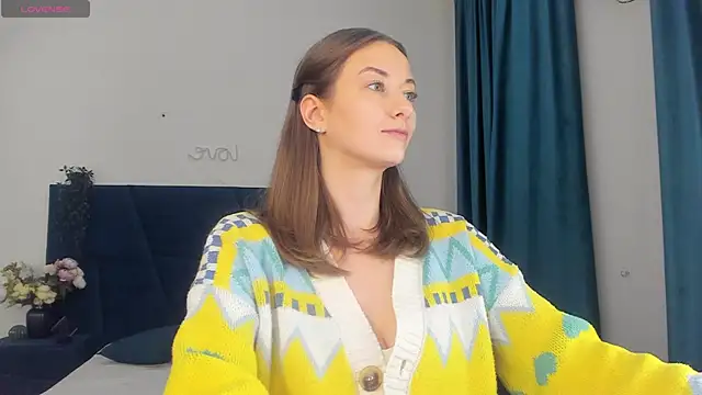 Kelly Summers online show from December 12, 2024, 1:49 pm