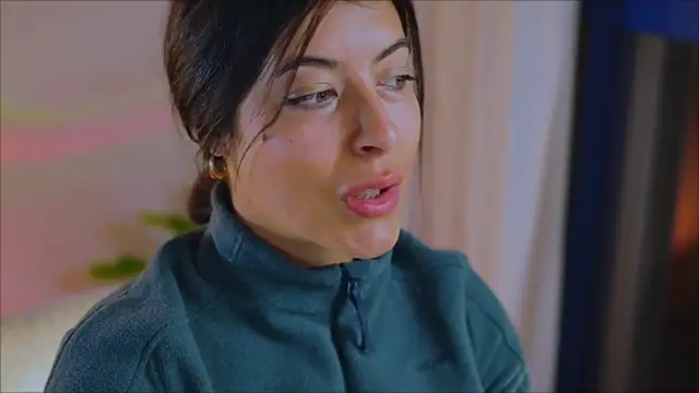 anabelcurvy online show from March 13, 2025, 7:50 pm