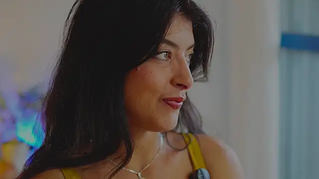 anabelcurvy online show from October 9, 2025, 12:58 pm