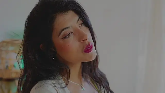 anabelcurvy online show from November 10, 2025, 2:16 pm