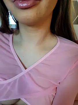 LucyKims online show from March 26, 2026, 7:03 am