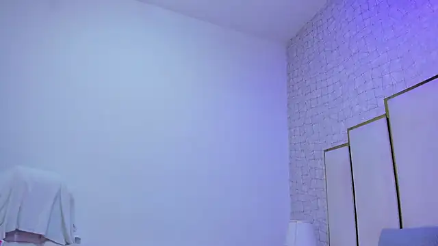 Snapshot of paola_rodriguez chatting on February 12, 2026, 11:49 am paola rodriguez online show from February 12, 2026, 11:49 am