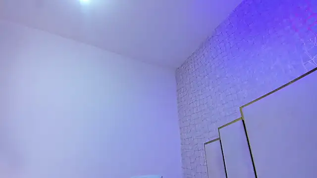 Snapshot of paola_rodriguez chatting on February 14, 2026, 9:06 am paola rodriguez online show from February 14, 2026, 9:06 am