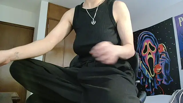 MINI Petite online show from February 27, 2026, 5:46 pm