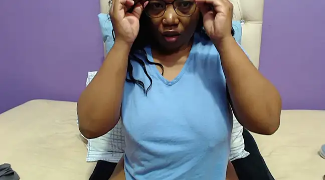 PeachAss4UU online show from February 27, 2025, 5:24 am