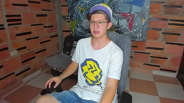 patrik 027 online show from February 18, 2025, 1:10 am