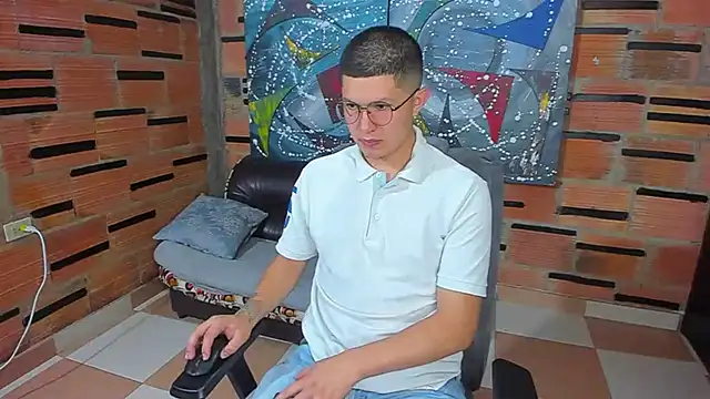 patrik 027 online show from February 25, 2025, 7:14 pm