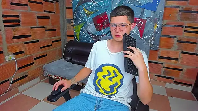 patrik 027 online show from March 7, 2025, 12:26 am