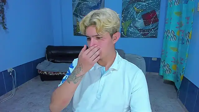 patrik 027 online show from October 23, 2025, 4:28 pm