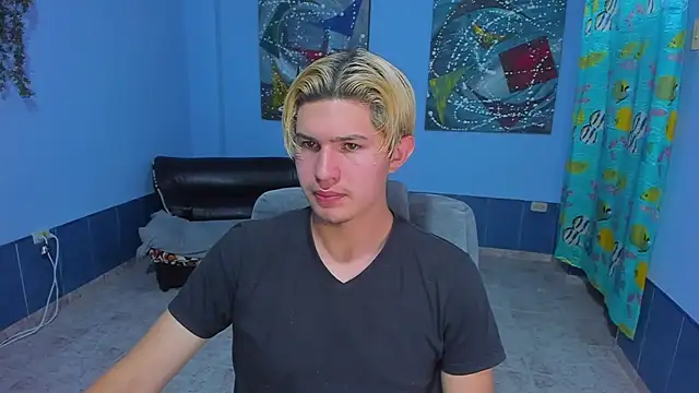 patrik 027 online show from November 7, 2025, 3:06 am