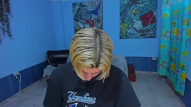 patrik 027 online show from November 9, 2025, 3:16 am