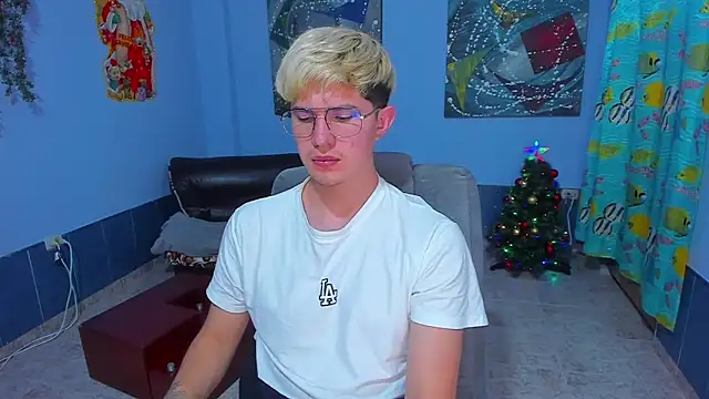 patrik 027 online show from December 3, 2025, 7:16 am