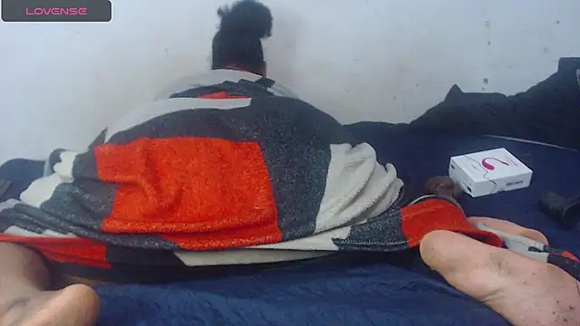 Snapshot of Sexy_night_bm chatting on October 26, 2025, 6:36 pm Sexy night bm online show from October 26, 2025, 6:36 pm