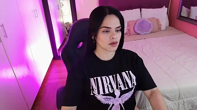 Snapshot of Mafer_Meow chatting on July 10, 2026, 8:44 pm Mafer Meow online show from July 10, 2026, 8:44 pm