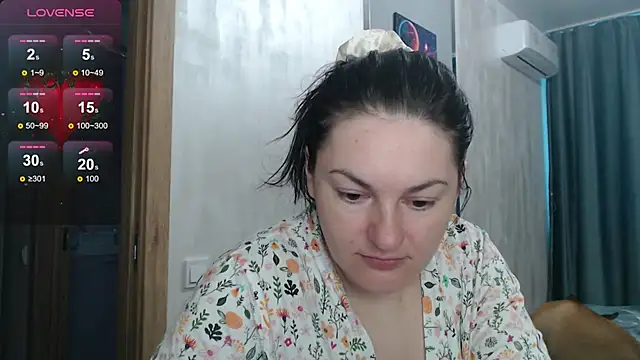 Stacy Davice online show from September 25, 2025, 12:31 pm