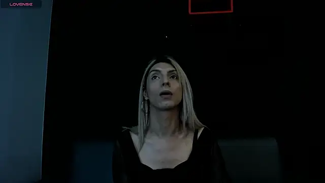 Victoria Badgal  online show from December 12, 2024, 7:48 pm