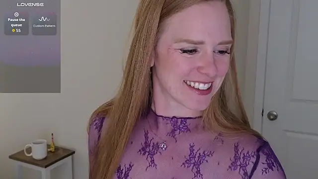 CharlotteDoe online show from October 5, 2025, 1:42 pm