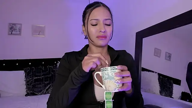 CeliWoods online show from September 30, 2025, 11:26 am