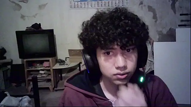 Emv2 online show from April 28, 2026, 7:02 am