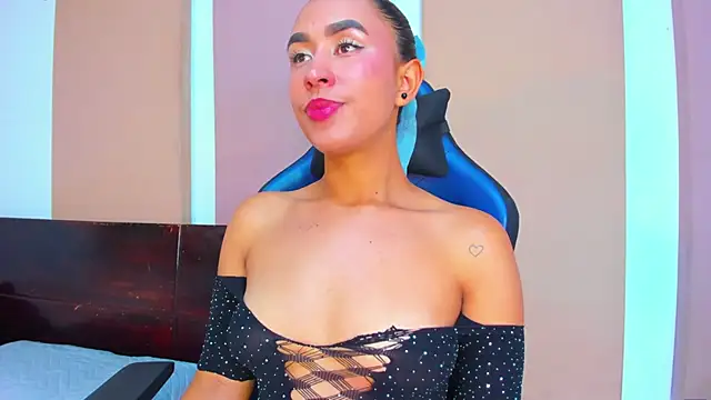 abbyblairs3 online show from February 6, 2026, 5:45 am