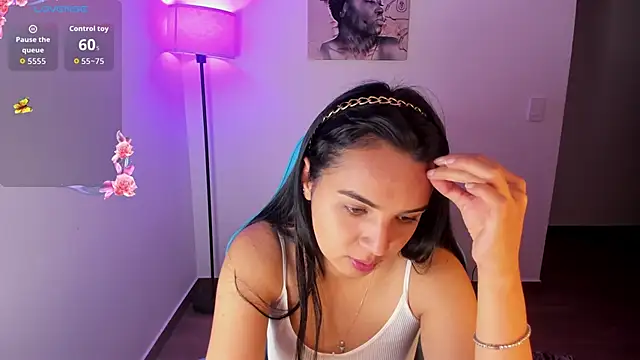 Snapshot of Miss_Nicole chatting on April 25, 2026, 6:49 pm Miss Nicole online show from April 25, 2026, 6:49 pm