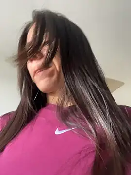 Reggie-Liam online show from November 15, 2025, 9:00 pm