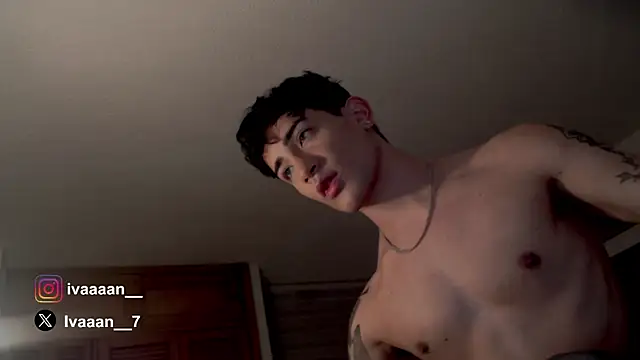 Snapshot of ivaaaan_ chatting on December 14, 2024, 9:24 pm ivaaaan online show from December 14, 2024, 9:24 pm