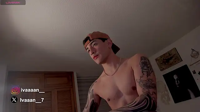 Snapshot of ivaaaan_ chatting on January 25, 2025, 1:21 am ivaaaan online show from January 25, 2025, 1:21 am