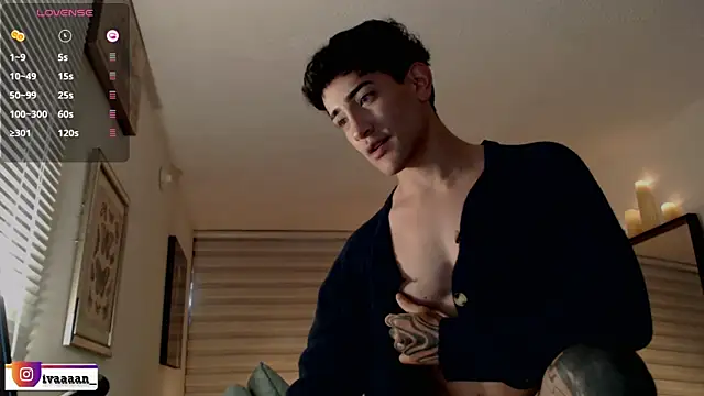Snapshot of ivaaaan_ chatting on May 4, 2026, 8:49 pm ivaaaan online show from May 4, 2026, 8:49 pm