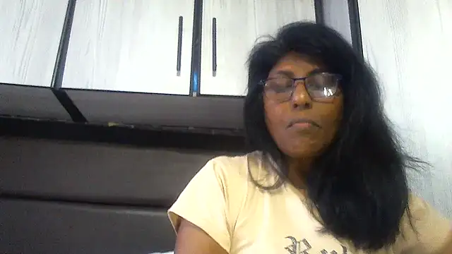 MsAttitude online show from February 3, 2025, 8:57 am