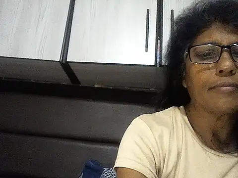 MsAttitude online show from September 25, 2025, 7:01 am