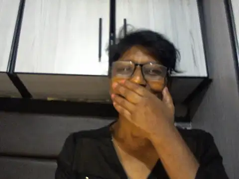 MsAttitude online show from April 8, 2026, 6:46 am