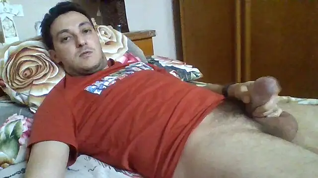 Snapshot of SQUIRRRTER chatting on May 20, 2026, 6:14 pm SQUIRRRTER online show from May 20, 2026, 6:14 pm