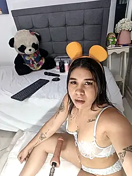 KIannaNicole online show from September 19, 2025, 3:19 am