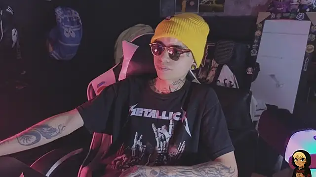 AcidMilo online show from June 6, 2026, 5:17 pm