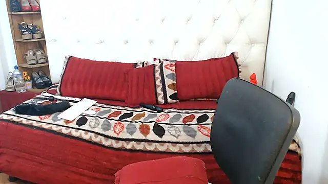 Snapshot of Andrea_slophy chatting on June 10, 2026, 11:20 am Andrea slophy online show from June 10, 2026, 11:20 am