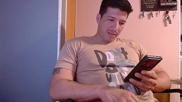 Karen sex92 online show from March 2, 2026, 7:32 pm