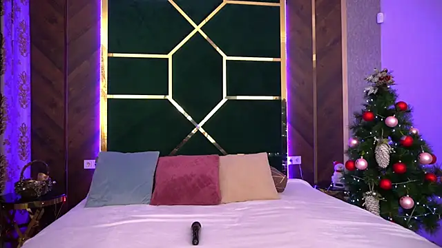 LittleeCutee online show from January 18, 2025, 7:38 am