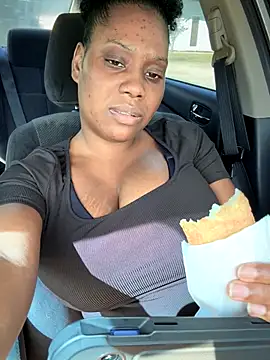 1Topgyal online show from September 30, 2025, 2:55 pm