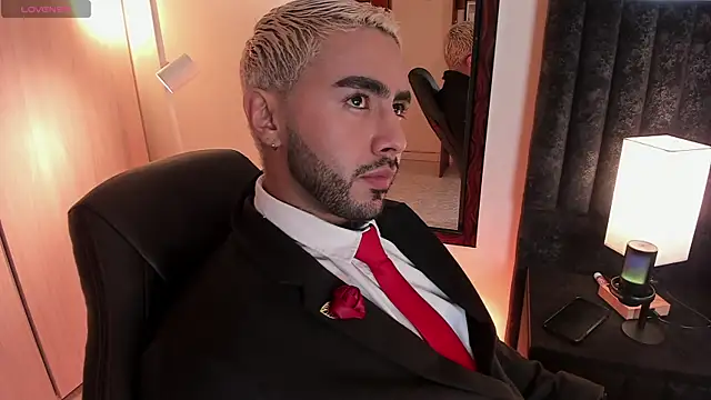 ItsMeEros online show from September 18, 2025, 11:40 pm