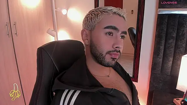 ItsMeEros online show from September 22, 2025, 10:01 pm