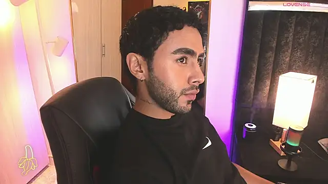 ItsMeEros online show from February 8, 2026, 10:02 pm