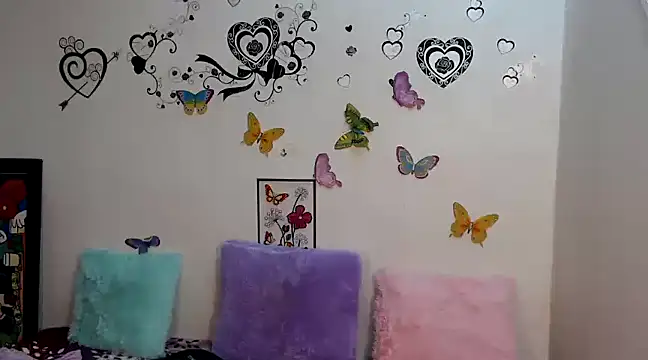 dirtydolltsx online show from February 13, 2025, 8:24 pm