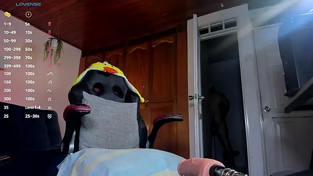 Jacon cruz  online show from March 24, 2026, 11:48 am