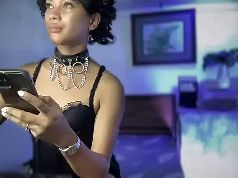 Snapshot of bigcock_maria chatting on October 29, 2025, 4:26 am bigcock maria online show from October 29, 2025, 4:26 am